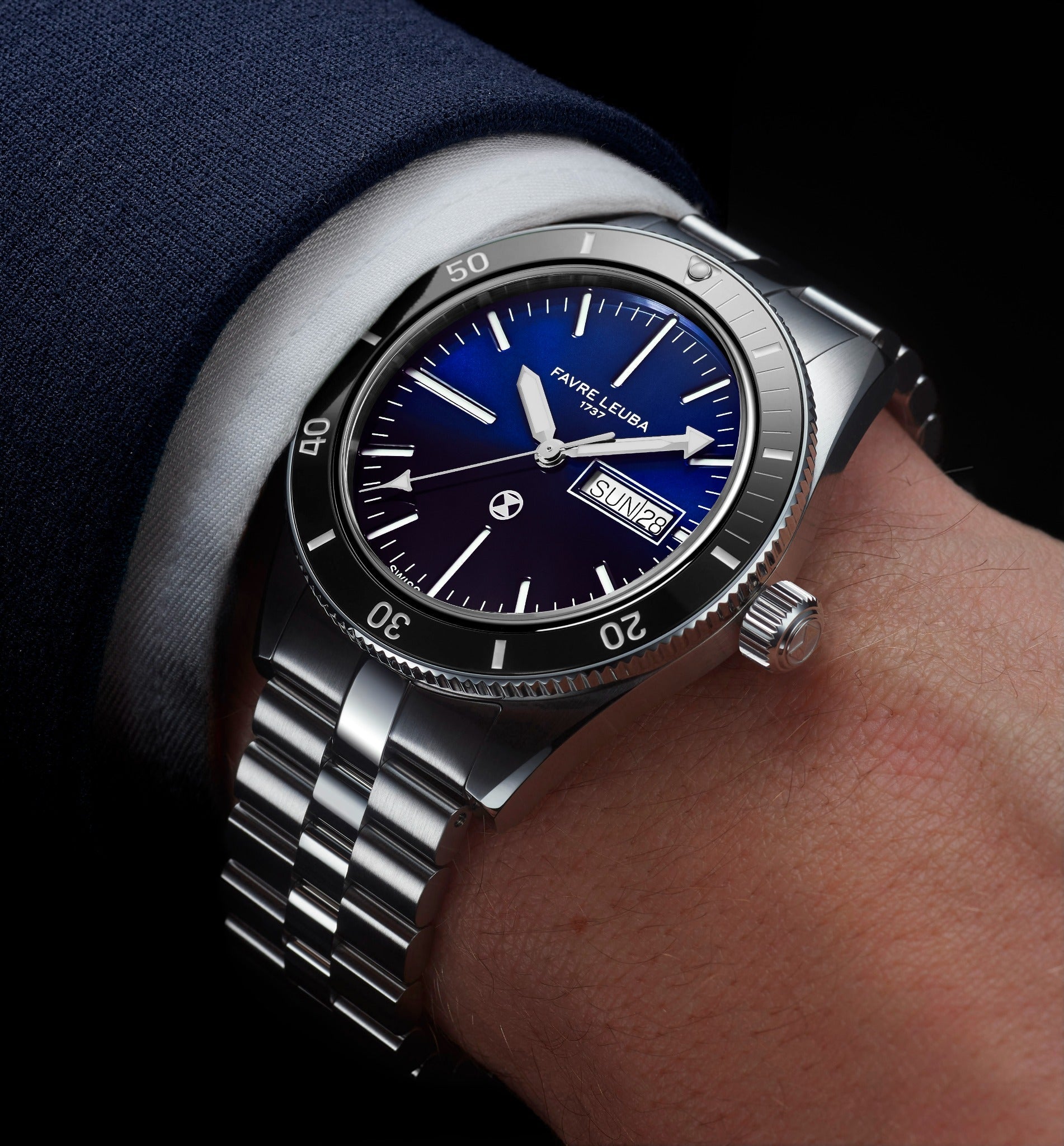Favre Leuba Deep Raider Day Date: The Next Chapter In Swiss Dive Watchmaking