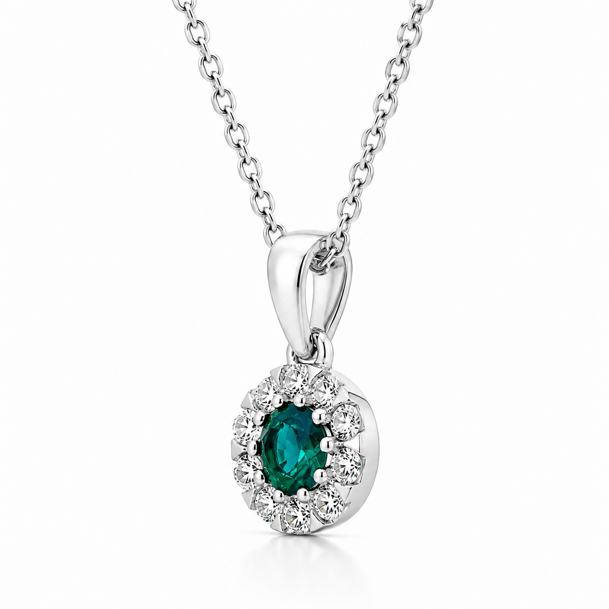 18ct White Gold Emerald Diamond Cluster Pendant - Image 2