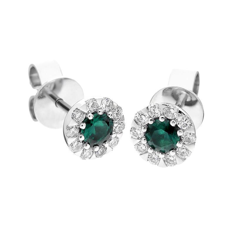 18ct White Gold Emerald Diamond Cluster Stud Earrings E00030E Image 2