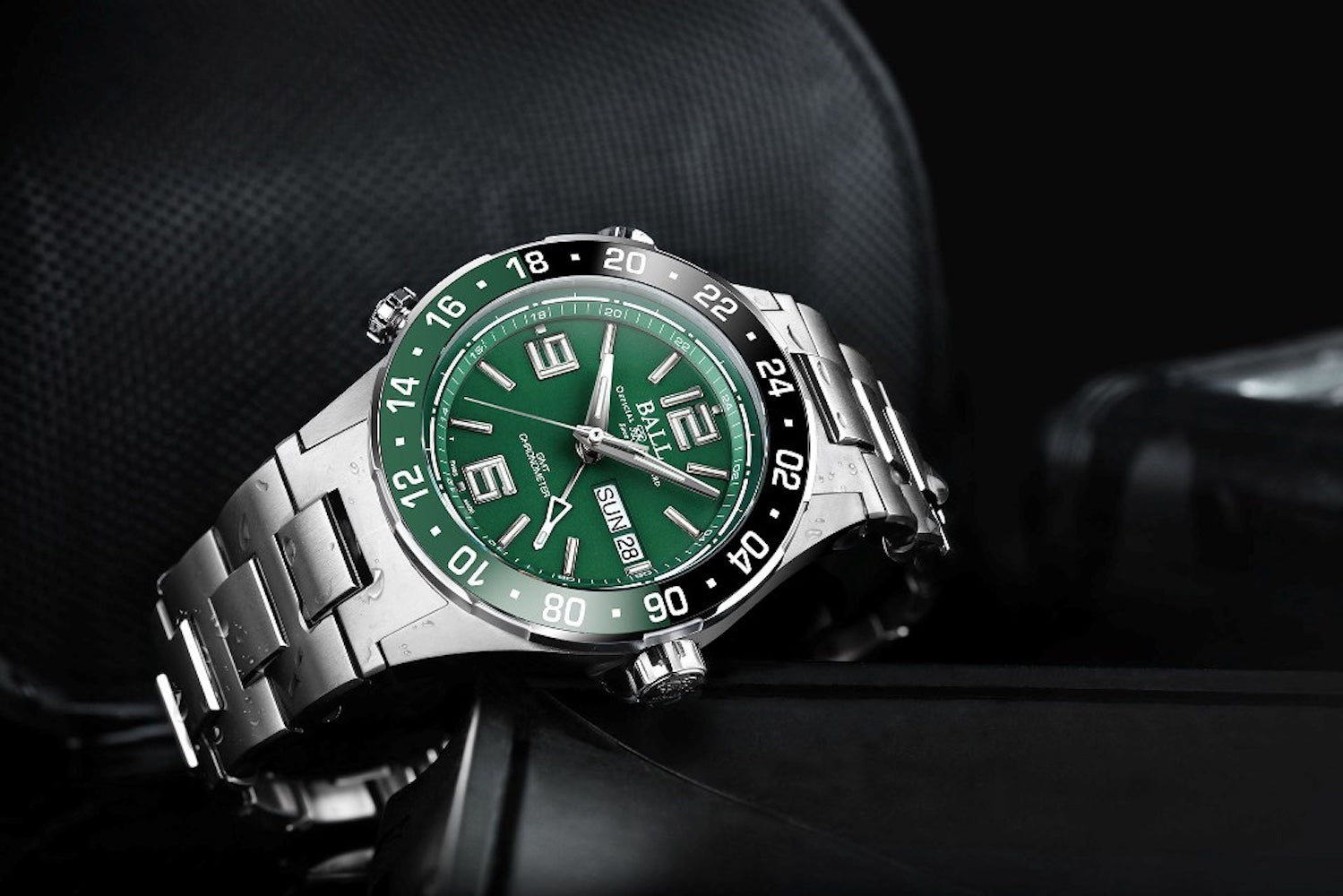 Ball Watch Company Roadmaster Marine GMT Limited Edition Watch DG3000A-S2C-GR Image 6