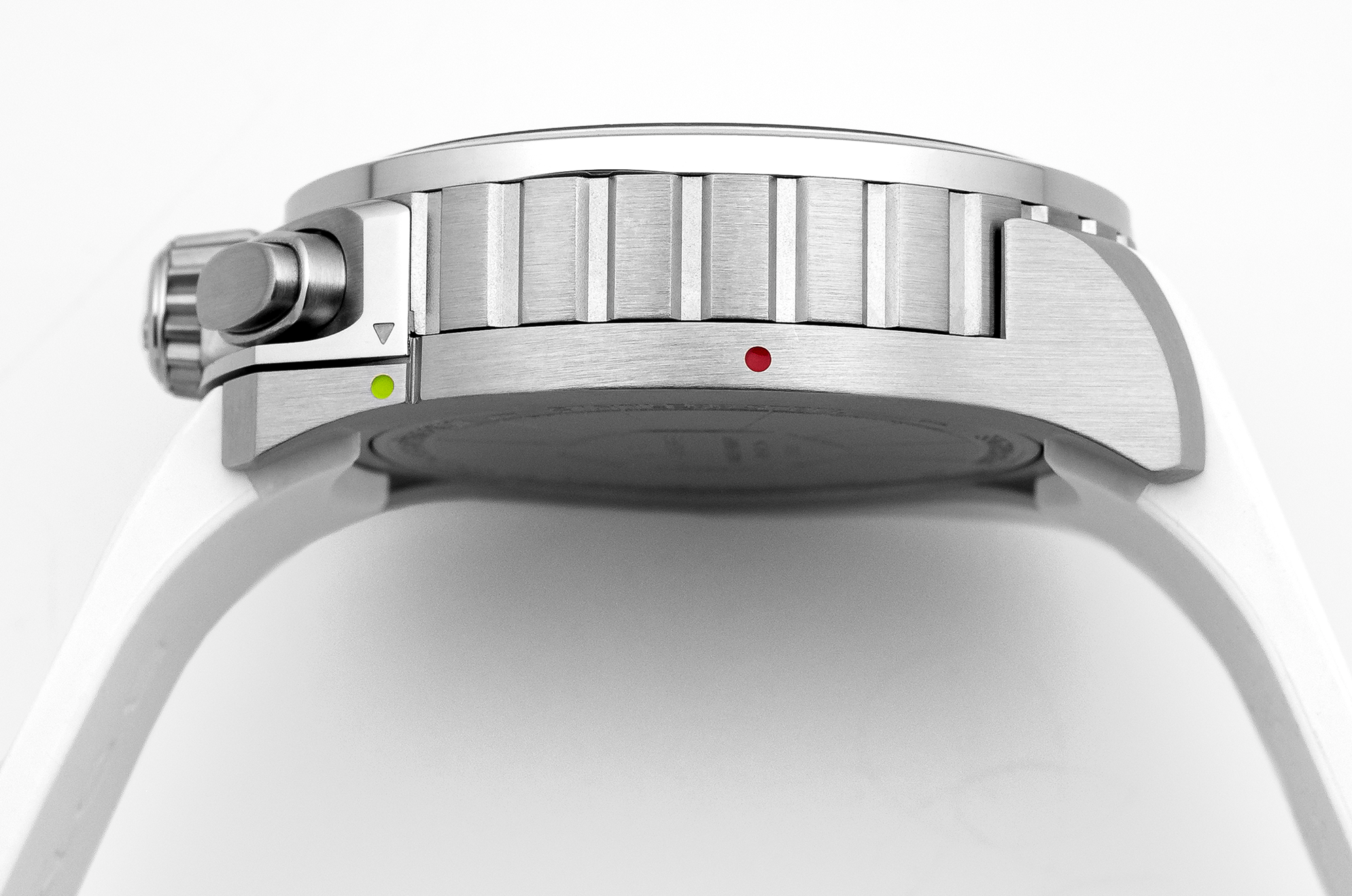 Bomberg Bolt-68 Racing Chroma Carbone White Limited Edition Watch BS45CHSS.049-7.12 Image 8
