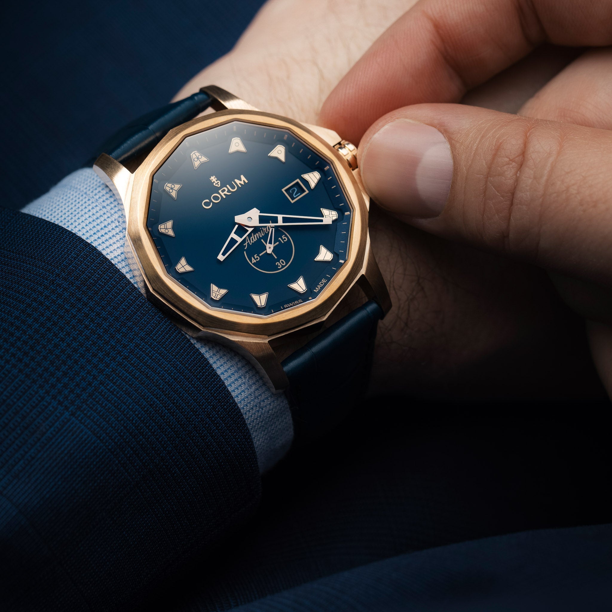 Corum Watch Admiral 42 Bronze Blue A395/04034 Image 2