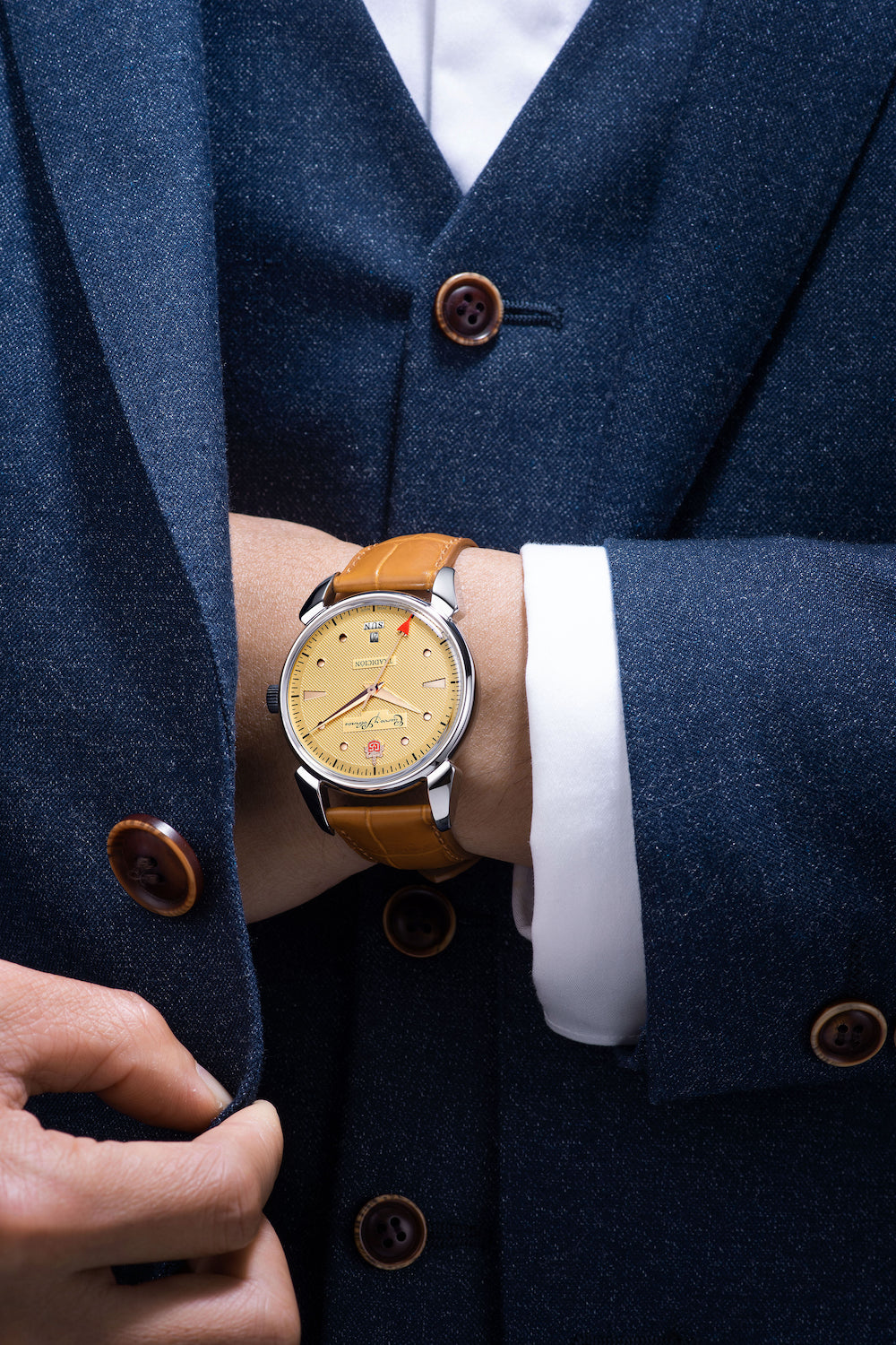 Cuervo y Sobrinos Historiador Tradicion San Rafael Limited Edition Watch 3195.1SR.CH Image 5