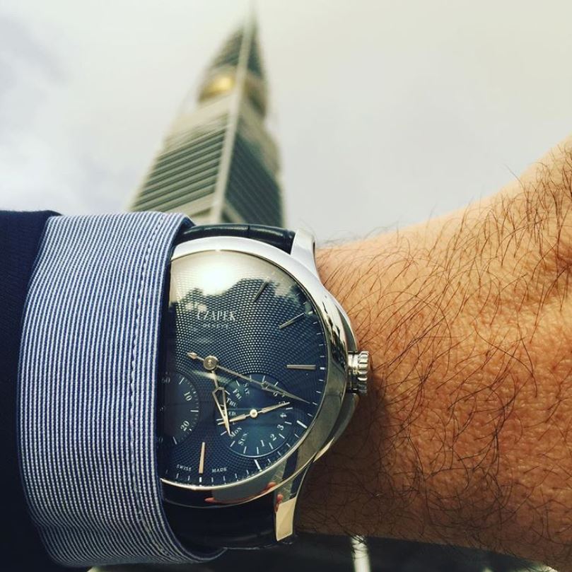 Czapek Watch Quai des Bergues Guilloche Ricochet Steel Aqua Blue Limited Edition Quai des Bergues Guilloche Ricochet Steel Aqua Blue S Image 4