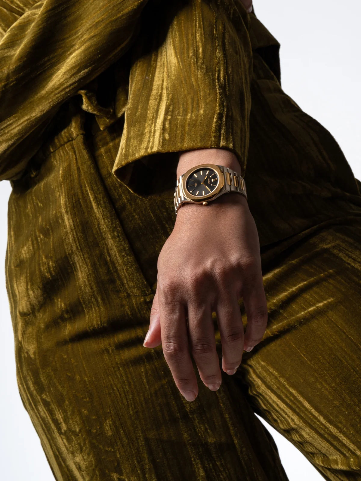 d1-milano-tone-mellow-ultra-thin-watch-uhbl03-image
