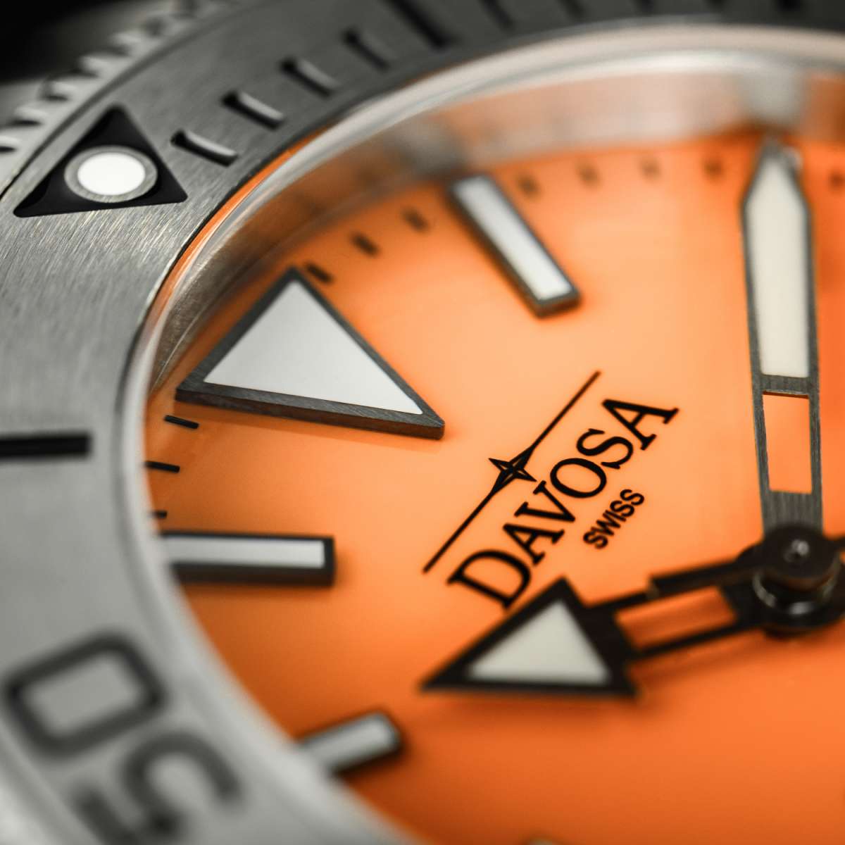 Davosa Argonautic Coral Orange Limited Edition Watch 16152760 Image 3