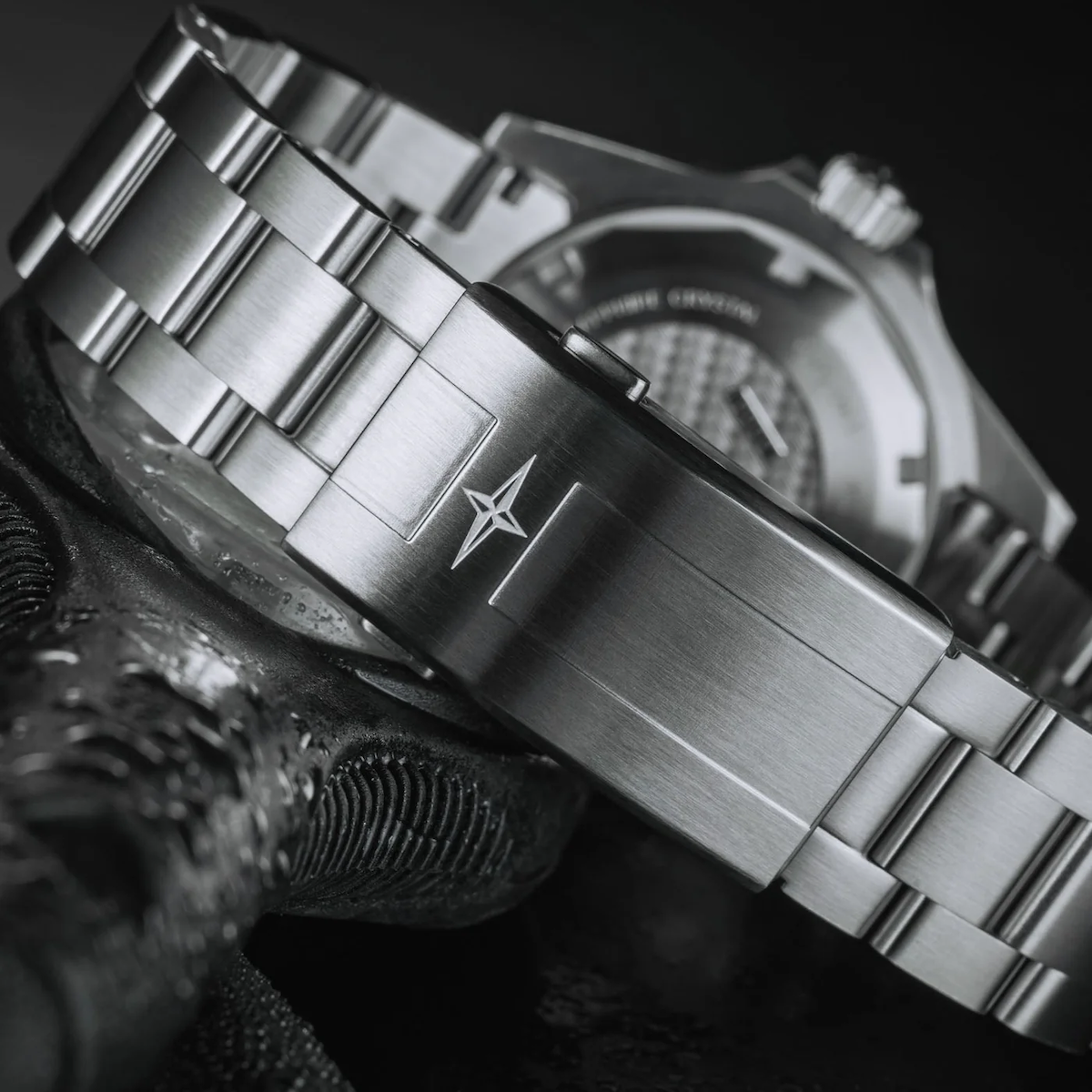 Davosa Ternos Professional 68h Automatic Watch 16153850 Image 6