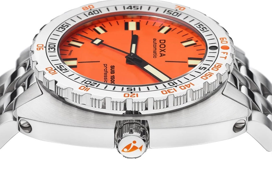 Doxa SUB 1500T Professional Bracelet Watch 883.10.351.10 Image 3