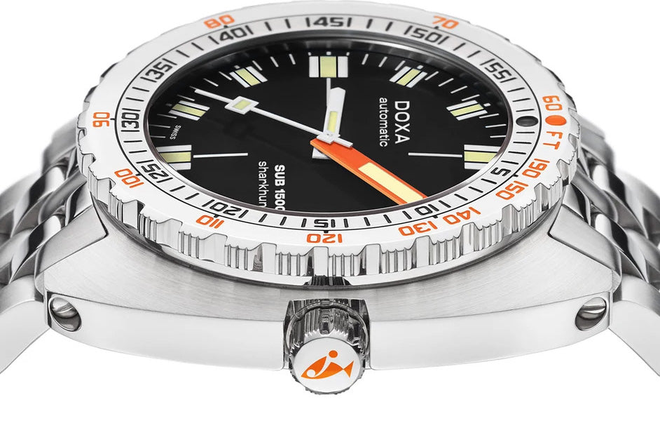 Doxa SUB 1500T Sharkhunter Bracelet Watch 883.10.101.10 Image 3