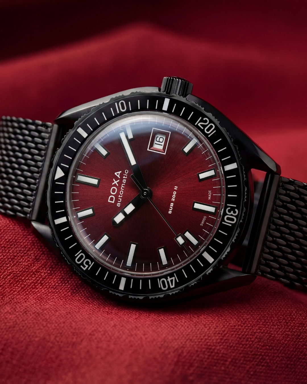 Doxa Sub 200 II Redcoral DLC Bracelet Watch DXA-320 Image 4