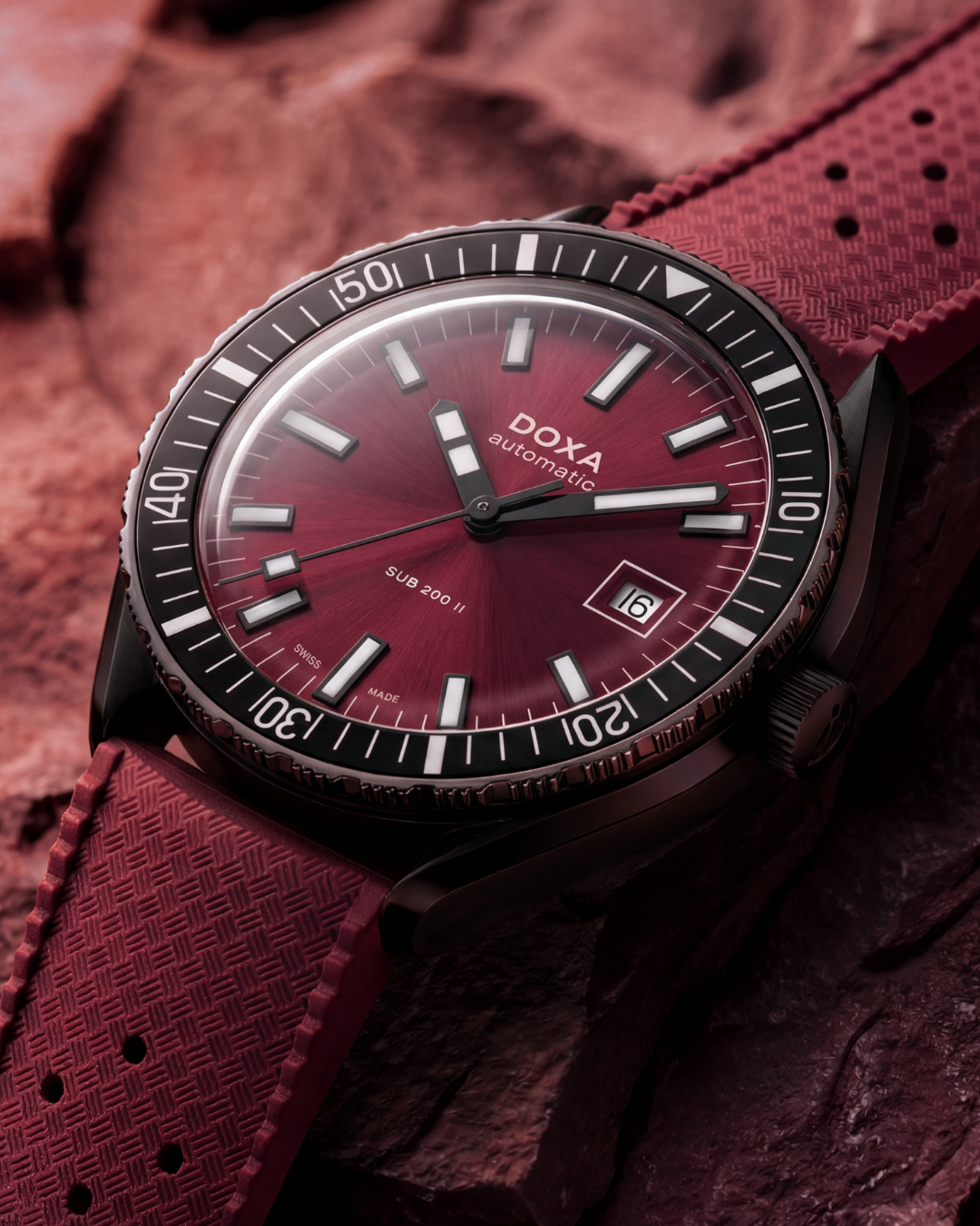 Doxa Sub 200 II Redcoral DLC Rubber Watch DXA-322 Image 6