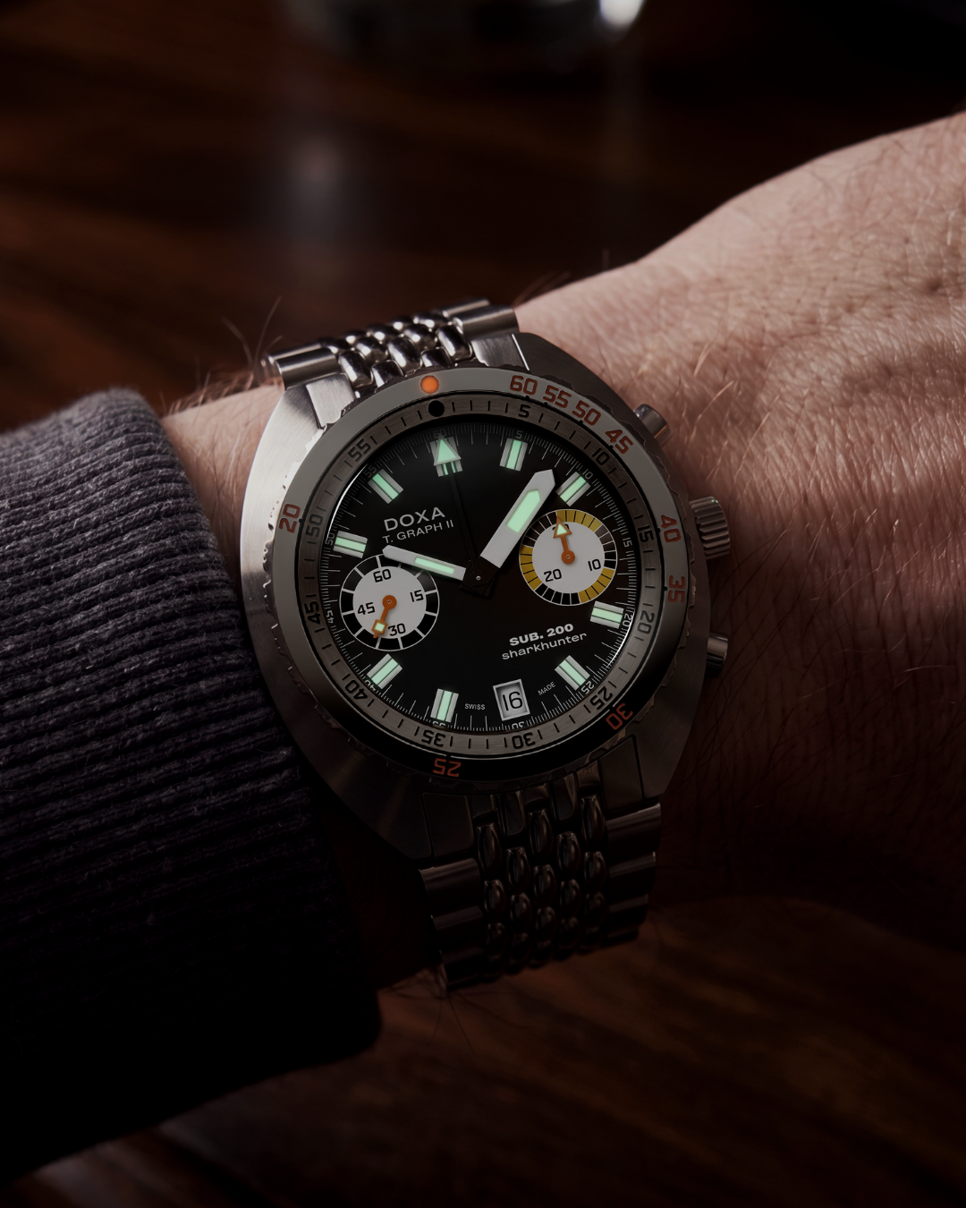 doxa-sub-200-t-graph-ii-sharkhunter-watch-806-10-101-10-image4