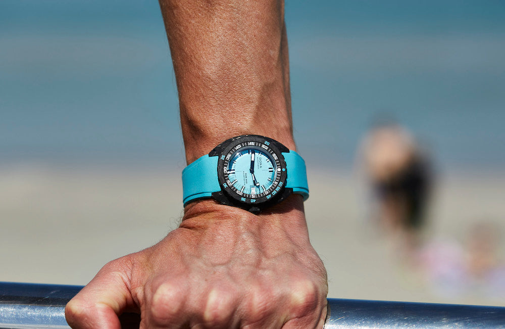 Doxa SUB 300 Carbon COSC Aquamarine Rubber Watch 822.70.241.25 Image 6
