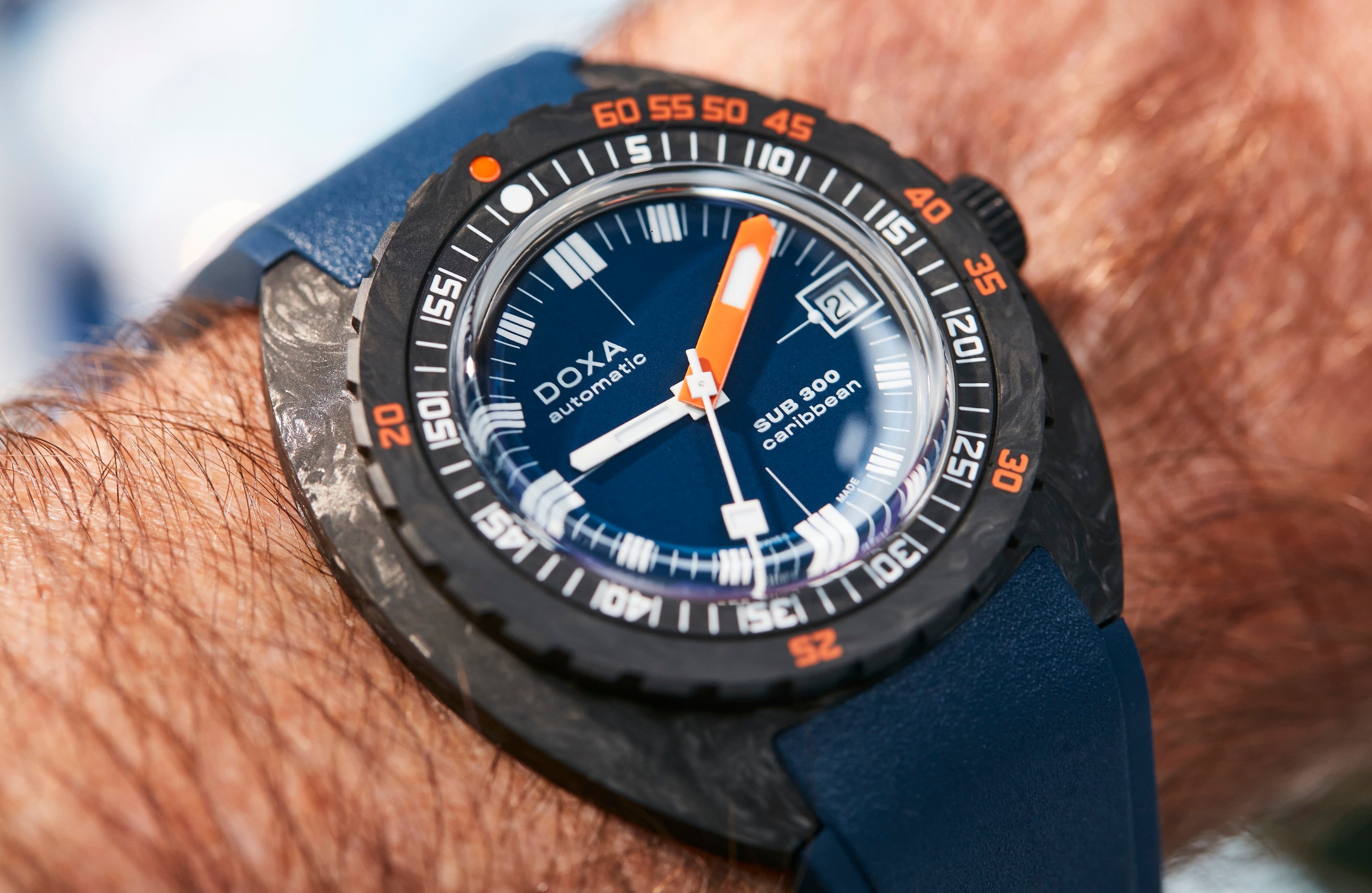 Doxa SUB 300 Carbon COSC Caribbean Rubber Watch 822.70.201.32 Image 5