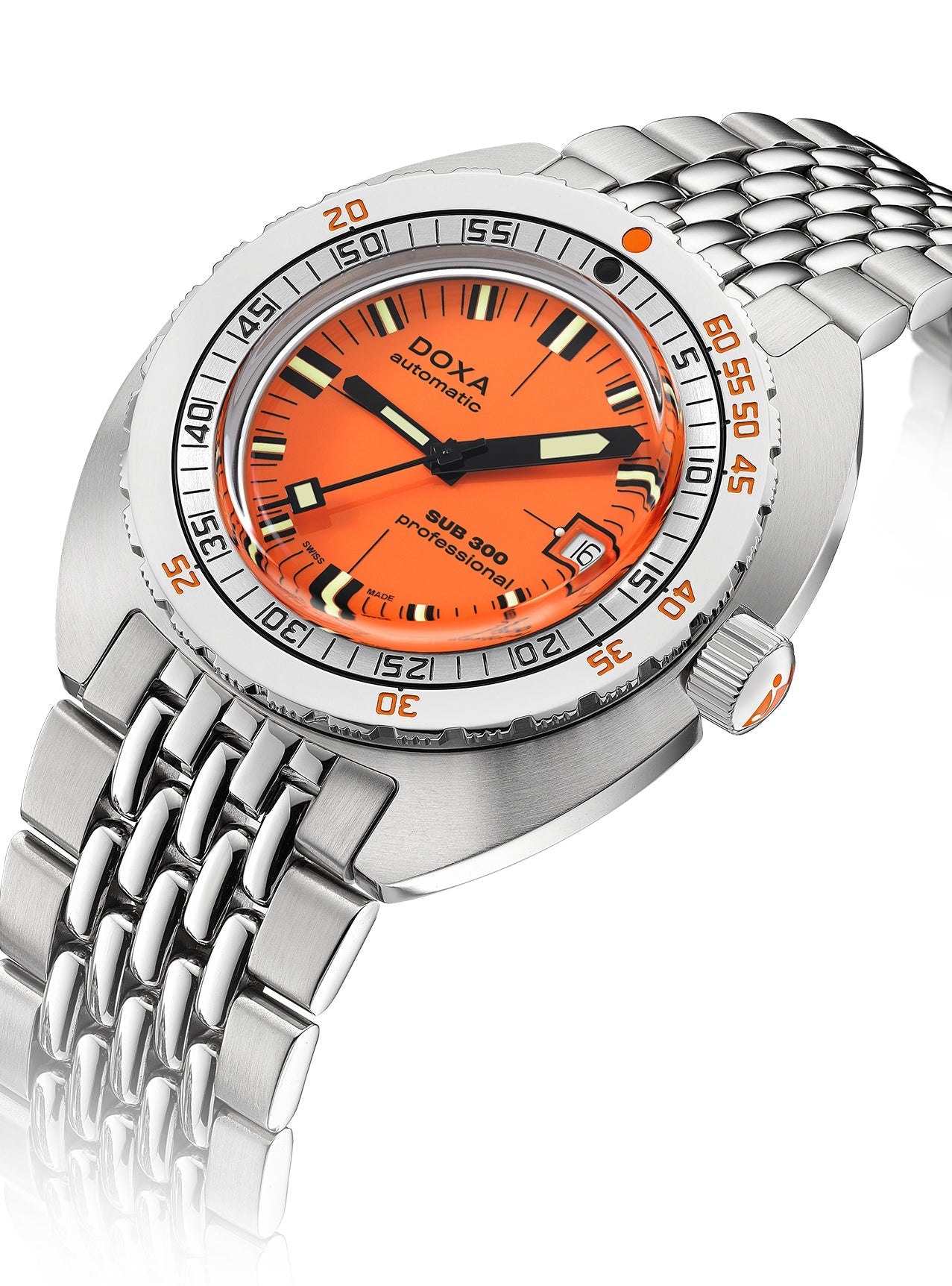 Doxa SUB 300 COSC Professional Bracelet Watch 821.10.351.10 Image 2