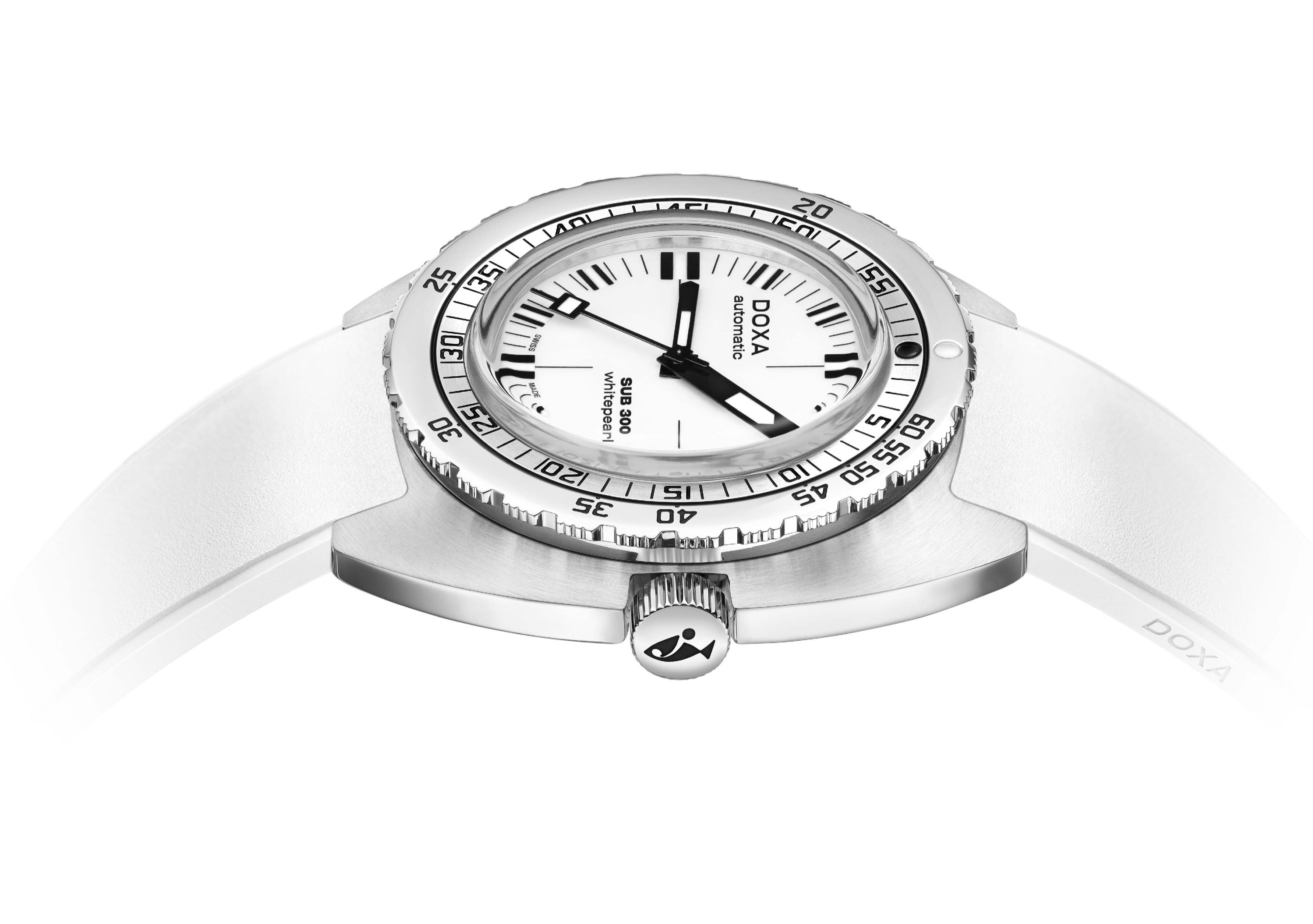 Doxa SUB 300 Whitepearl Rubber Watch 821.10.011.23 Image 3
