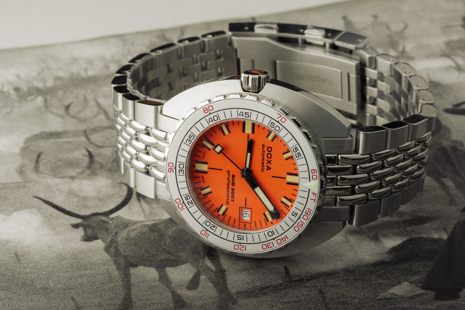 Doxa SUB 300T Aristera Limited Edition Watch 840.10.351.10-SE10 Image 8