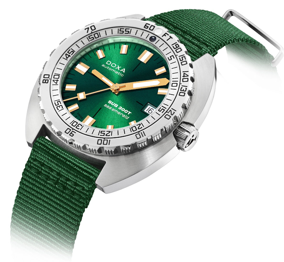 Doxa SUB 300T Sea Emerald Nato Watch 840.10.131.26-N Image 2