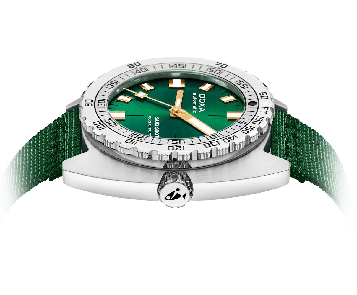 Doxa SUB 300T Sea Emerald Nato Watch 840.10.131.26-N Image 3