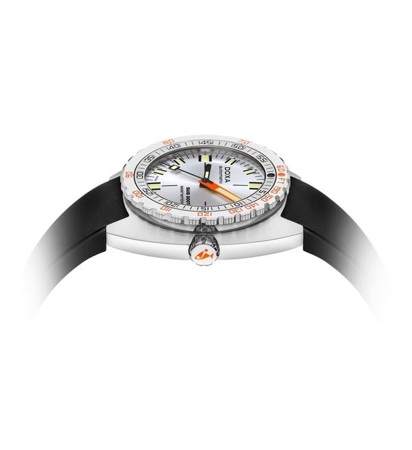 Doxa SUB 300T Searambler Rubber Watch 840.10.021.20 Image 3