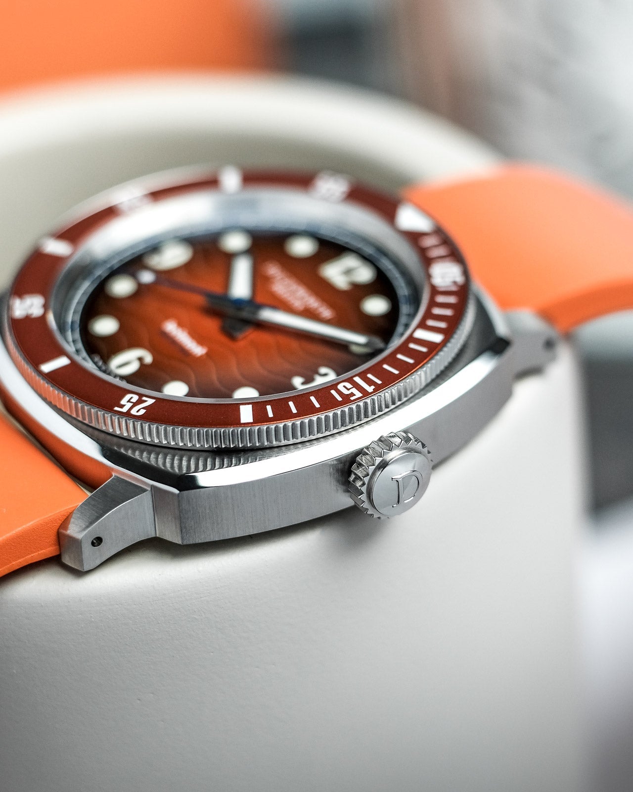 Duckworth Prestex Belmont Dive Orange Orange Rubber Watch D328-05-OR Image 3