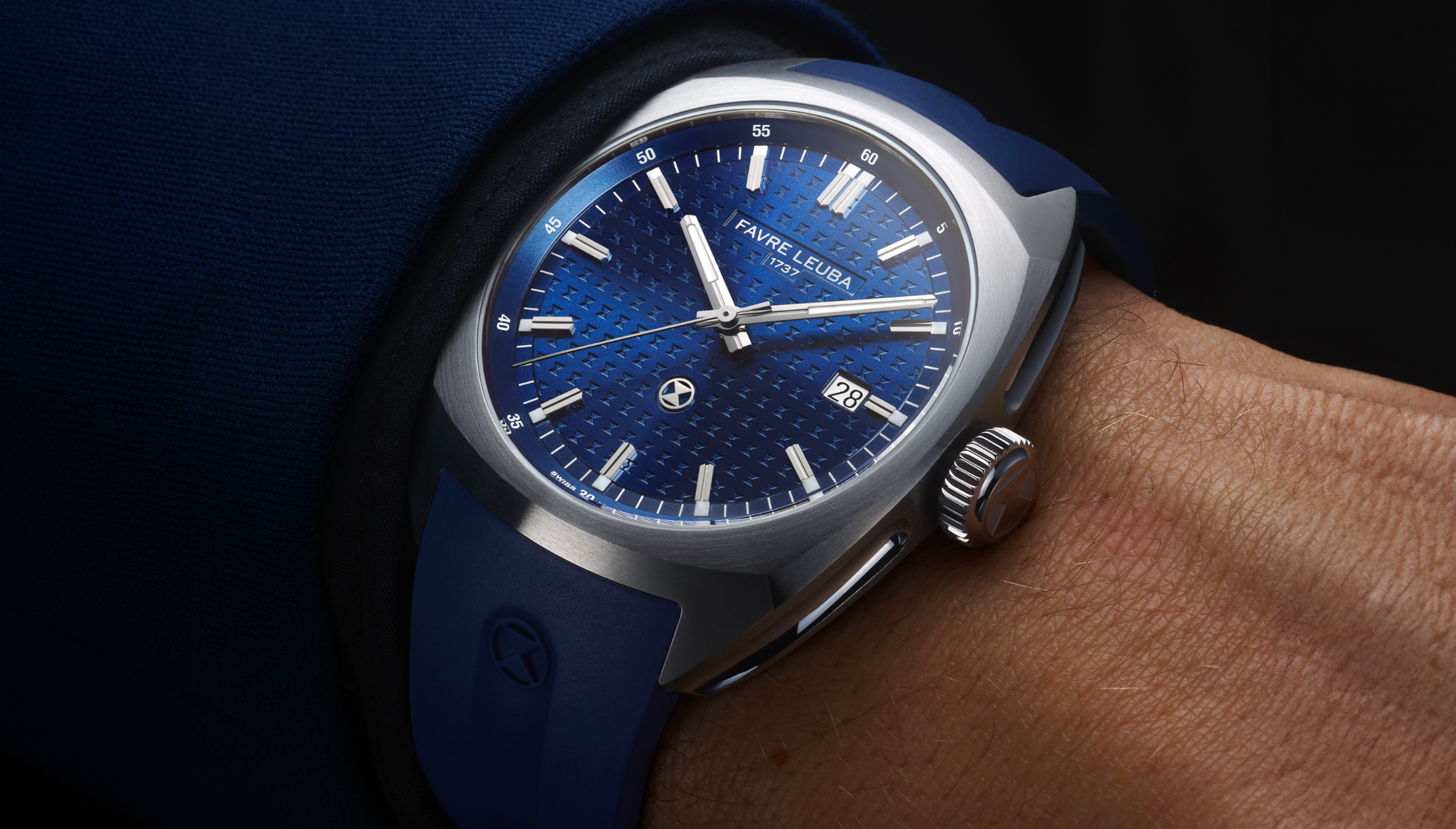 Favre Leuba Chief Date Watch 00.20102.102.02.302 Image 7