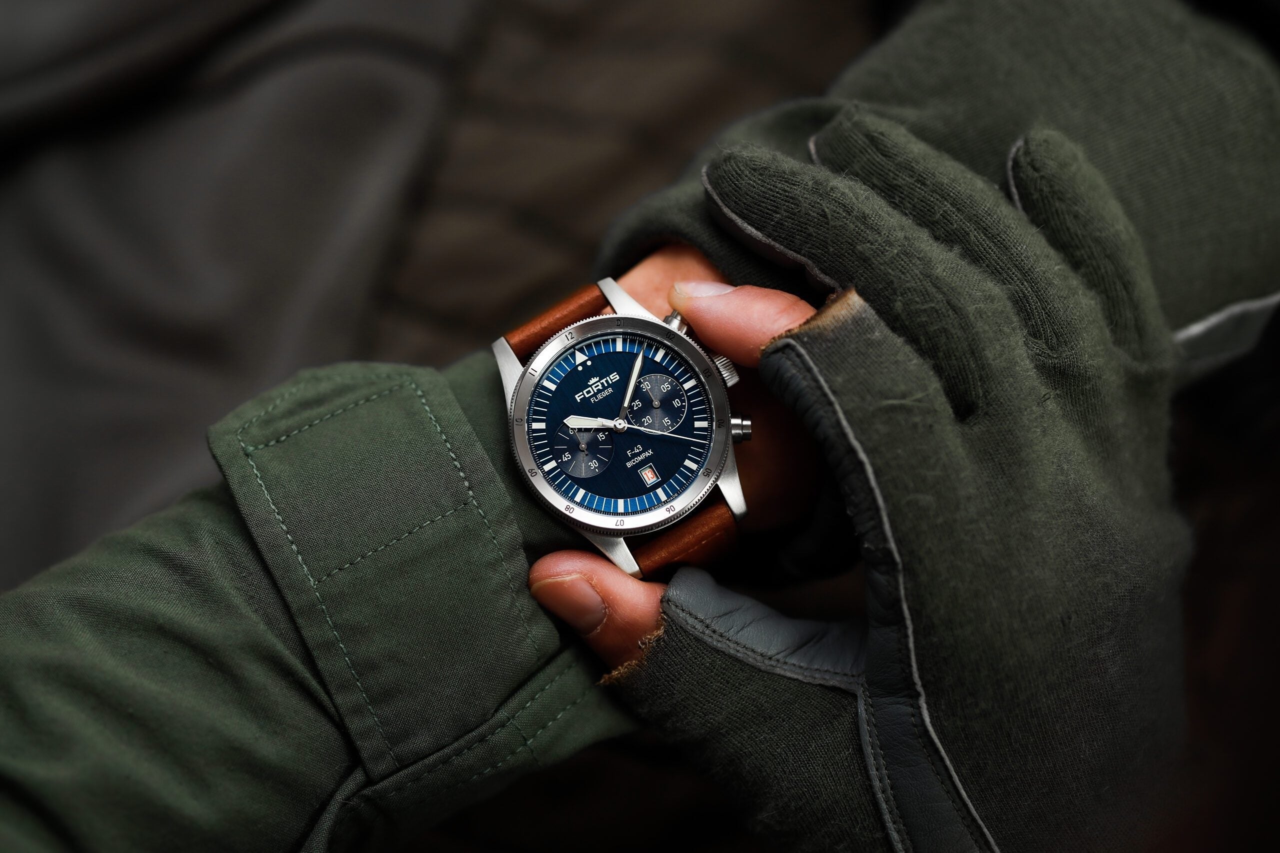 Fortis Flieger F-43 Bicompax Liberty Blue Watch F4240013 Image 2