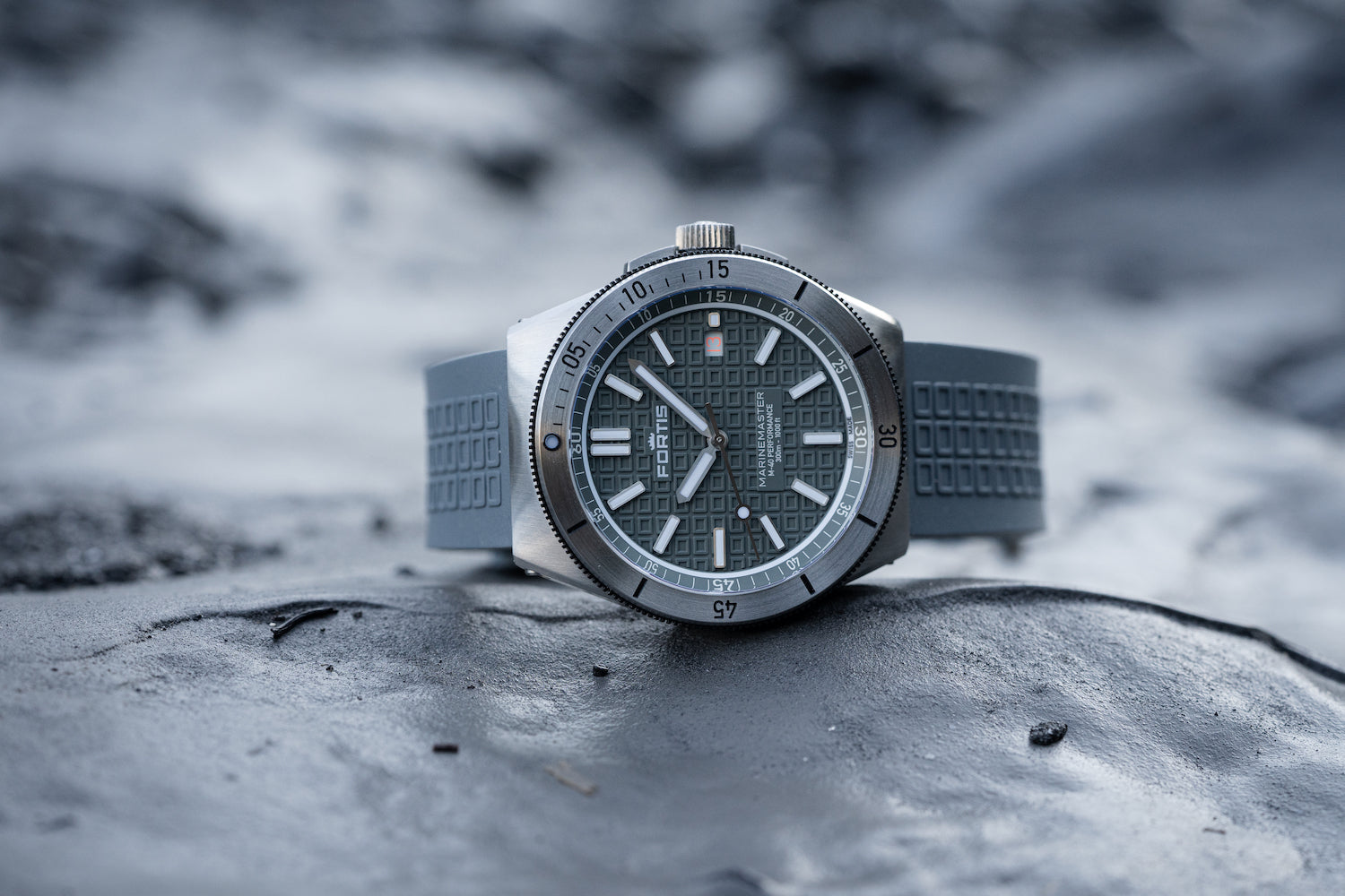 Fortis Marinemaster M-40 Rockstone Gray Watch F8120005 Image 9