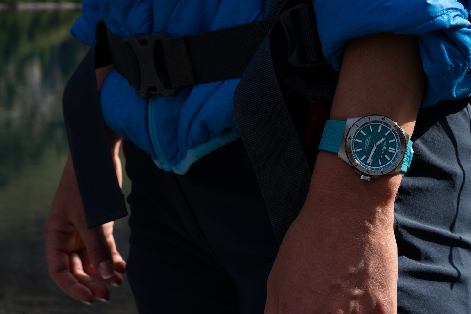 Fortis Marinemaster M-40 Serenity Blue Watch F8120003 Image 11