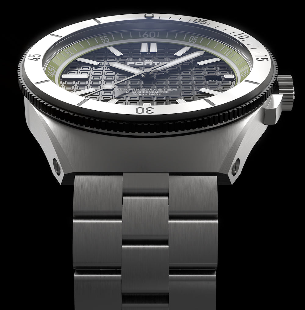 Fortis Marinemaster M 44 Woodpecker Green Bracelet Watch F8120020 Image 5