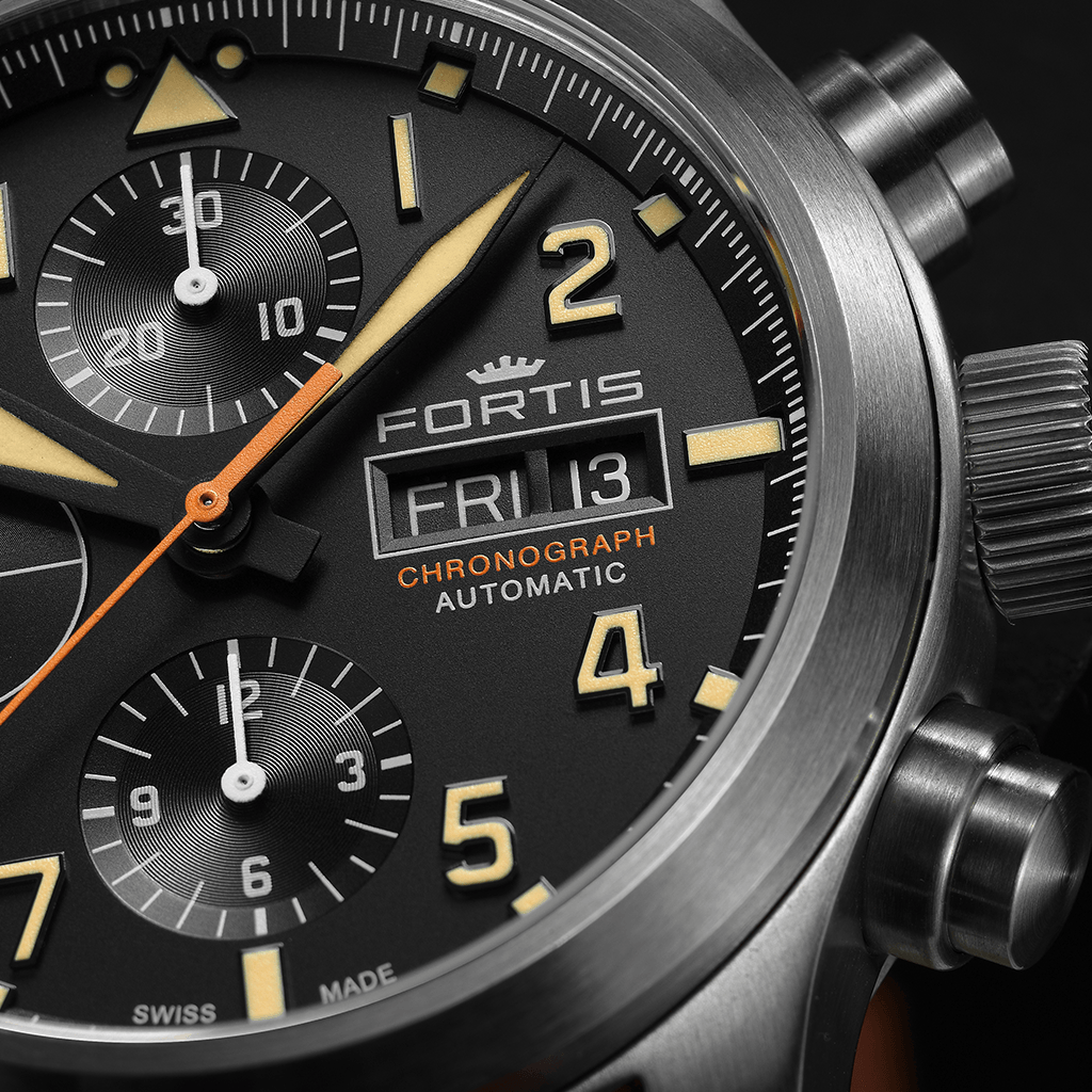 Fortis Watch Aeromaster Old Radium Chronograph F4040001 Image 5