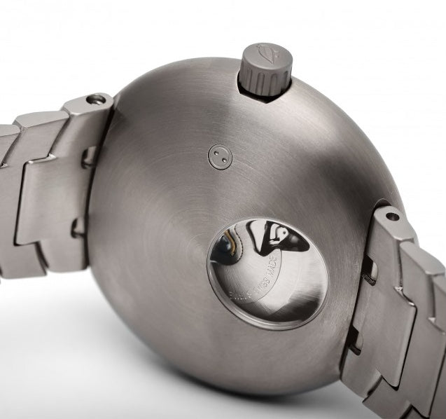 Ikepod Horopod HO04 30th Watch HO02-30 Image 2