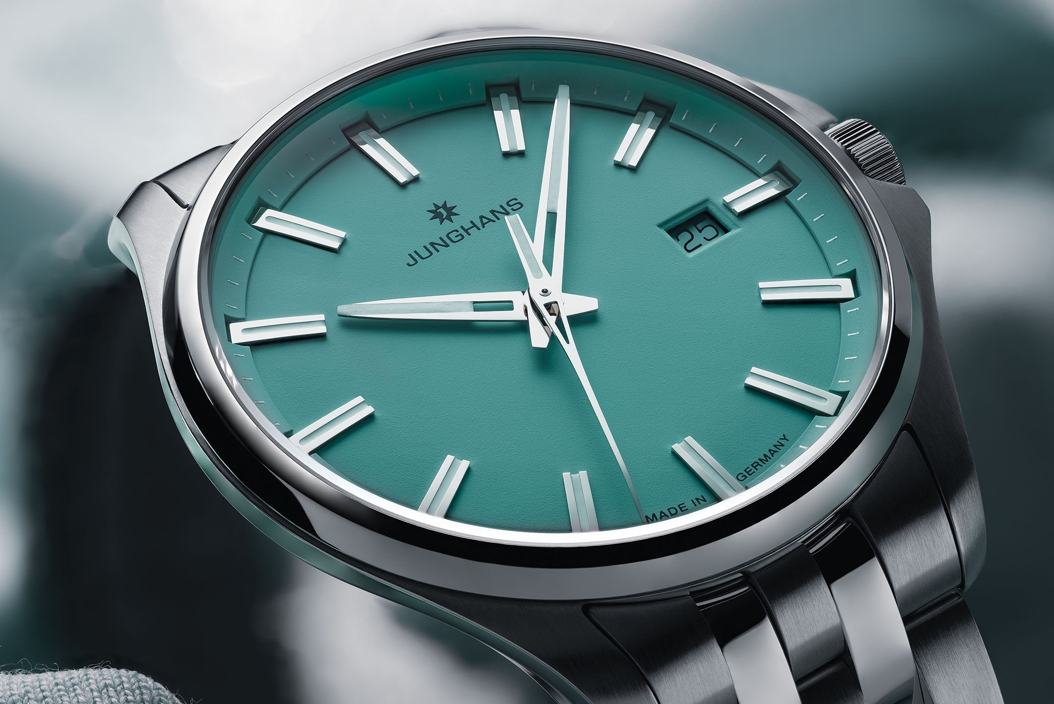 Junghans Meister S 35mm Quartz Green Watch 47/4530.44 Image 2