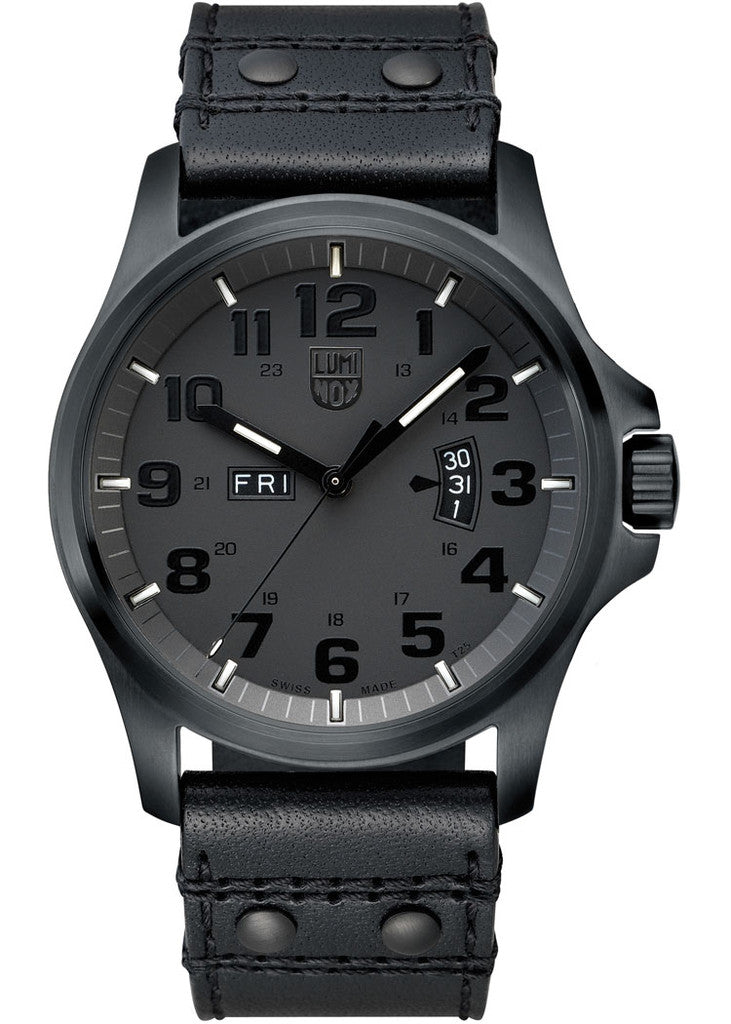 Luminox Field Day date 1800 Series D LUM-146 Image 1