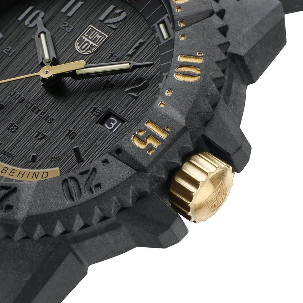 Luminox Master Carbon Seal 3800 Series Limited Edition Watch XS.3805.NOLB.SET Image 7