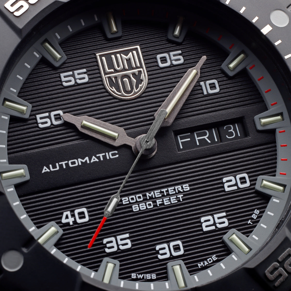 Luminox Master Carbon Seal 3860 Series Automatic Watch XS.3862 Image 6