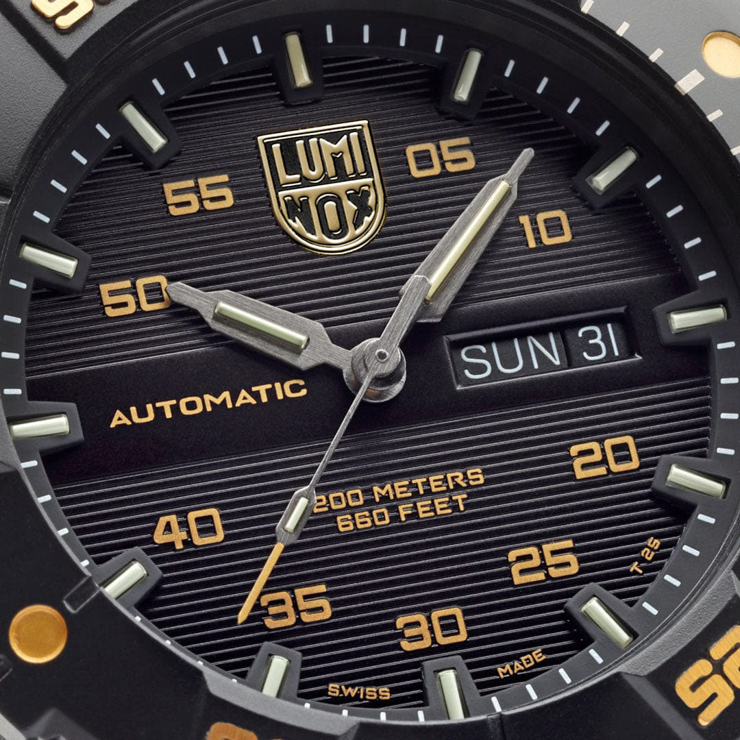 Luminox Master Carbon Seal 45mm 3860 Series Limited Edition Watch XS.3865.GOLD Image 3