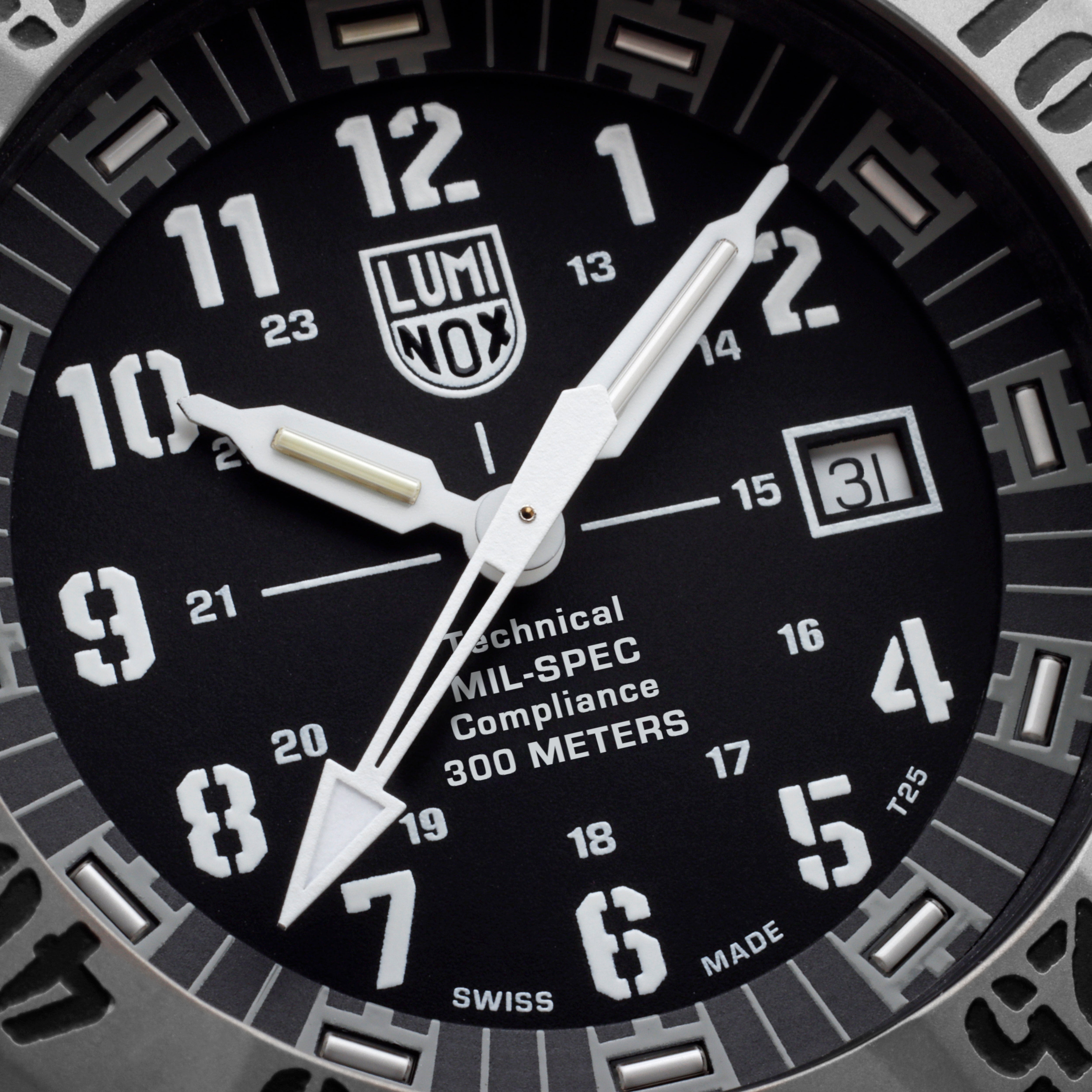 Luminox Mil-Spec 3350 Series Watch XL.3351.1.SET Image 5