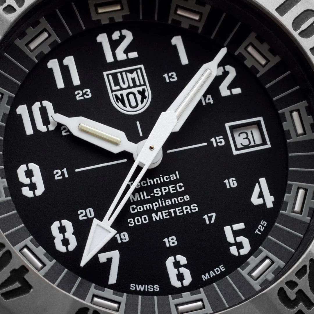 luminox-mil-spec-3350-series-watch-xl-3351-2-image