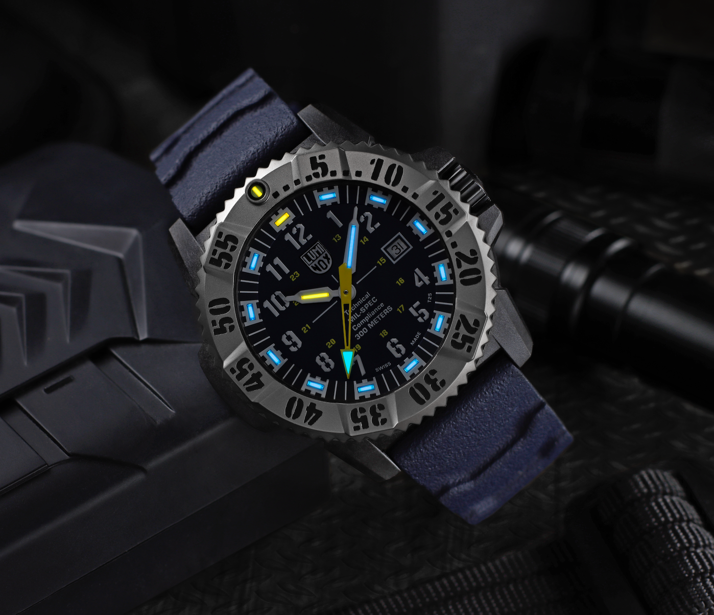 Luminox Mil-Spec 3350 Series Watch XL.3355.SET Image 9