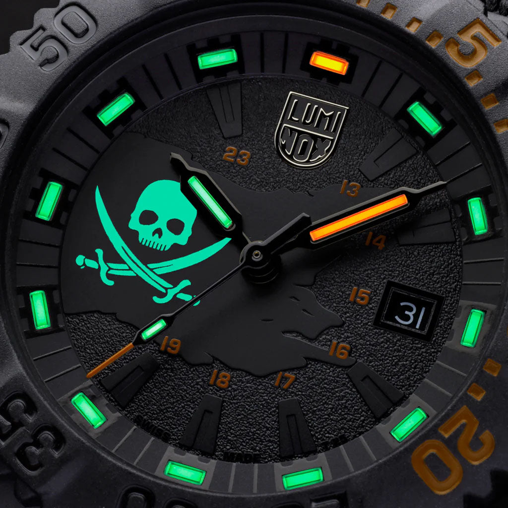 Luminox Navy Seal 3050 Pirate Limited Edition Watch LUM-583 Image 7