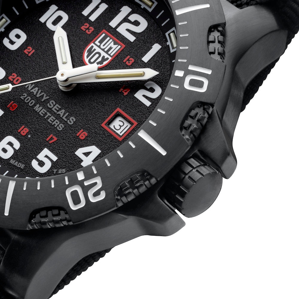 Luminox Navy SEAL 4230 Series Watch LUM-562 Image 8