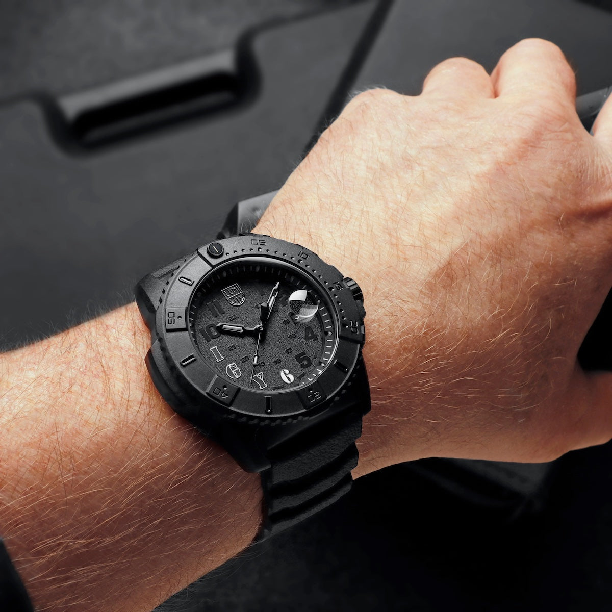 Luminox Navy SEAL Foundation I Got Your 6 Limited Edition Watch LUM-560 Image 9