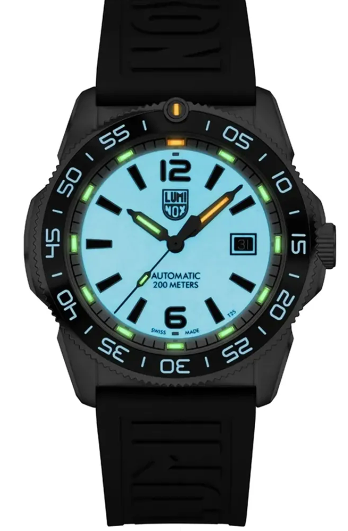Luminox Pacific Diver 42mm 3100 Series Watch XS.3101.H.SET Image 2