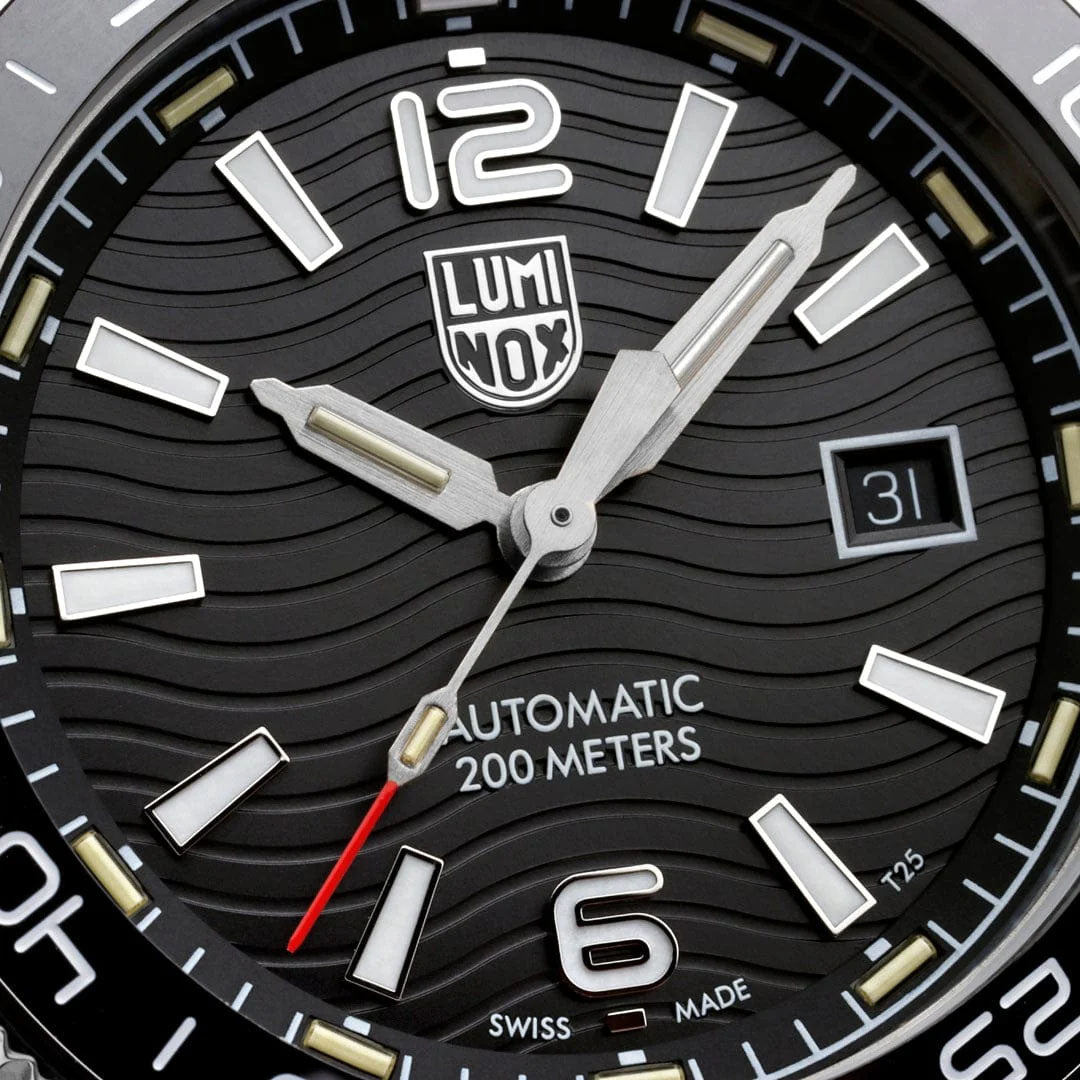 Luminox Pacific Diver 42mm 3100 Series Watch XS.3101 Image 4