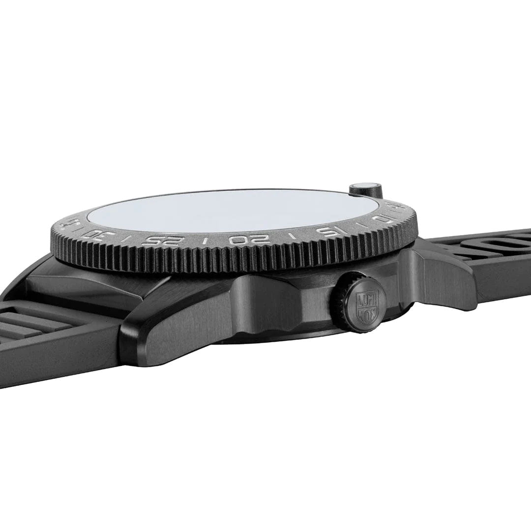 Luminox Pacific Diver Ripple Collection 3120M Series Watch XS.3127M Image 4