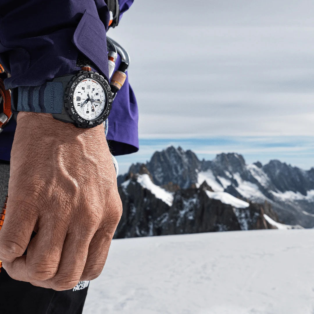 Luminox Watch Bear Grylls Mountain Limited Edition XB.3737 Image 11