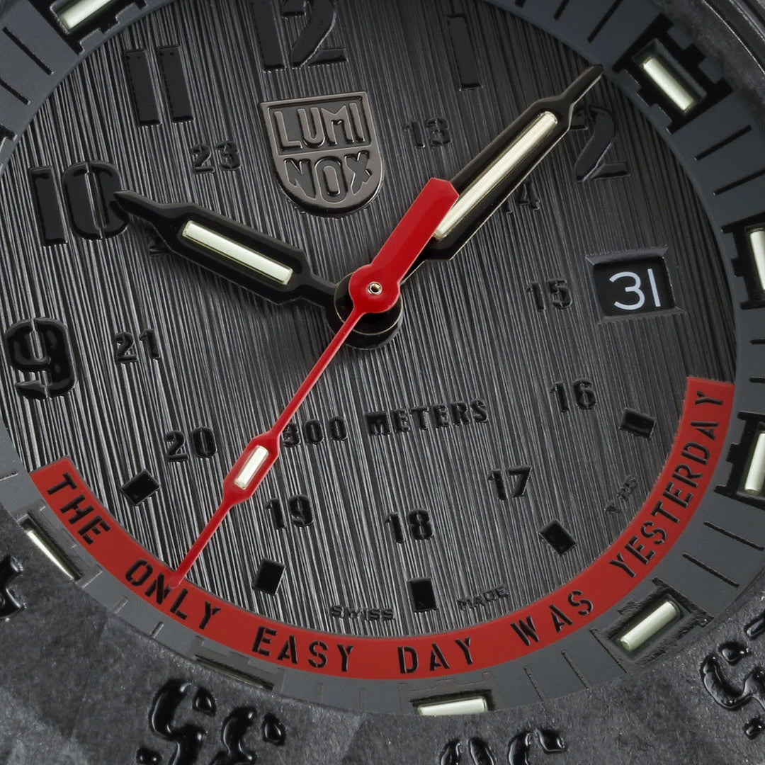 Luminox Watch Master Carbon Seal 3800 Series Limited Edition XS.3801.EY Image 5