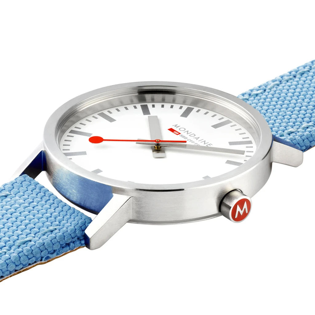 Mondaine Classic 40mm Modern Blue D A660.30360.17SBQ Image 3