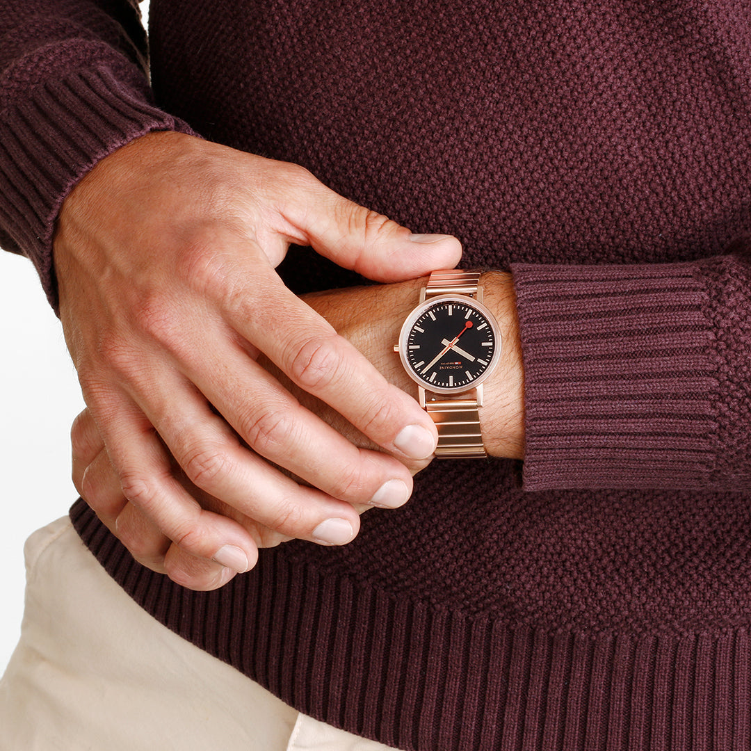 Mondaine Classic Rose Gold Watch A660.30314.16SBR Image 6